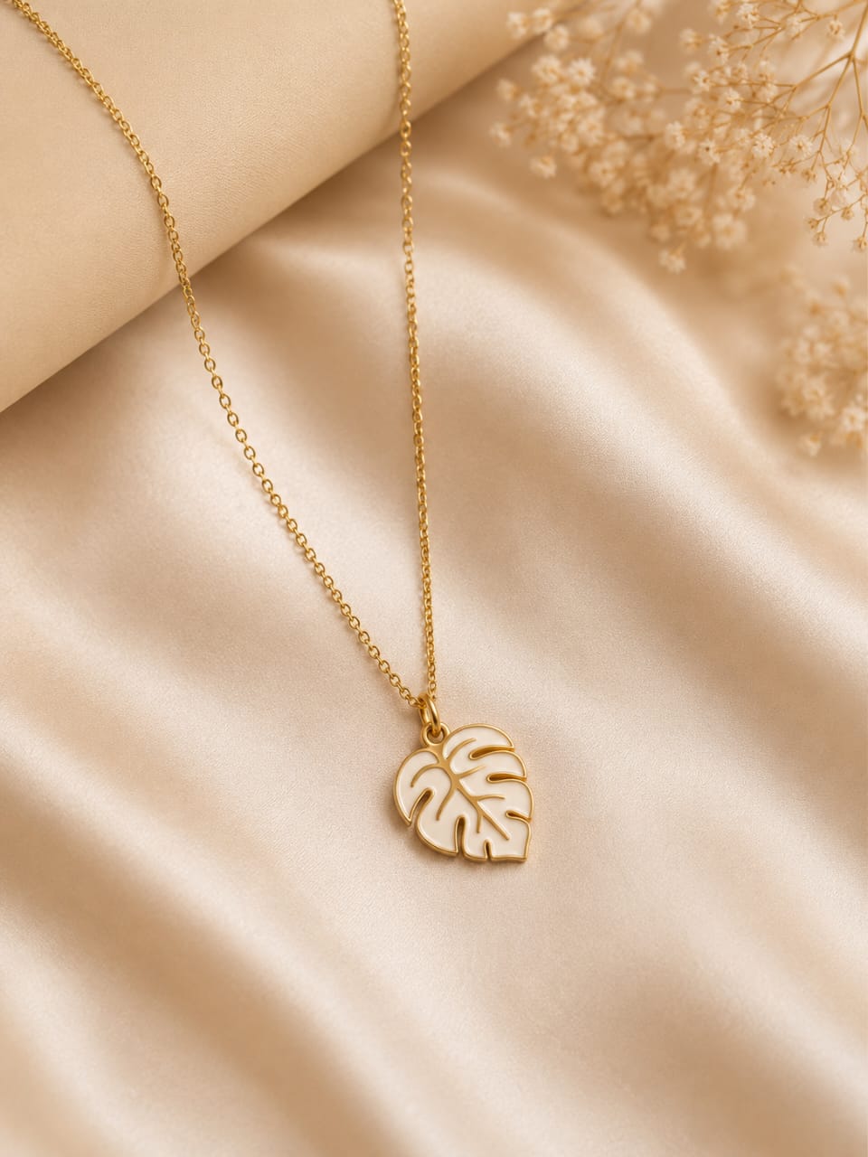 White leaf Necklace